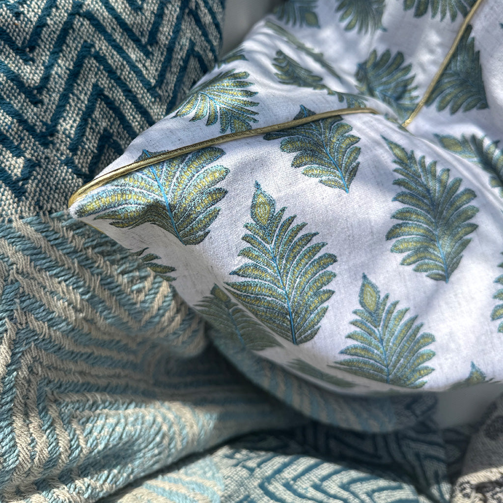 Palm Royale - Velvet Scatter with Feather Inner - 50x50cm