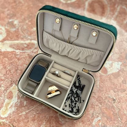 Pandora's box - Velvet Travel Jewellery Box